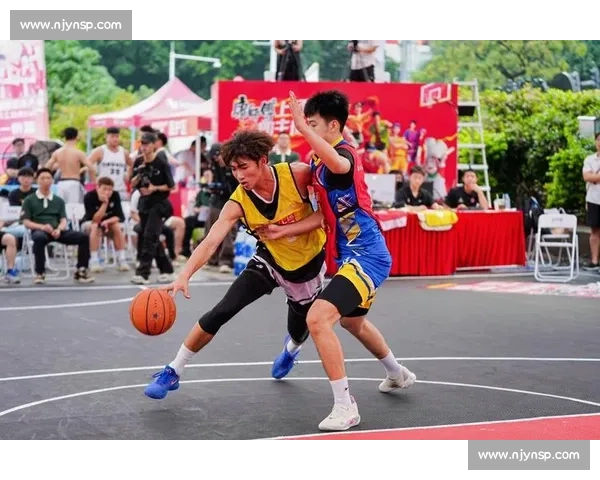 街头激情对决：3v3篮球赛惊险瞬间全记录